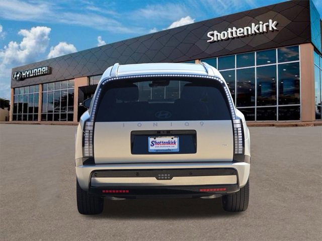 New 2026 Hyundai Ioniq 9 Calligraphy image 7