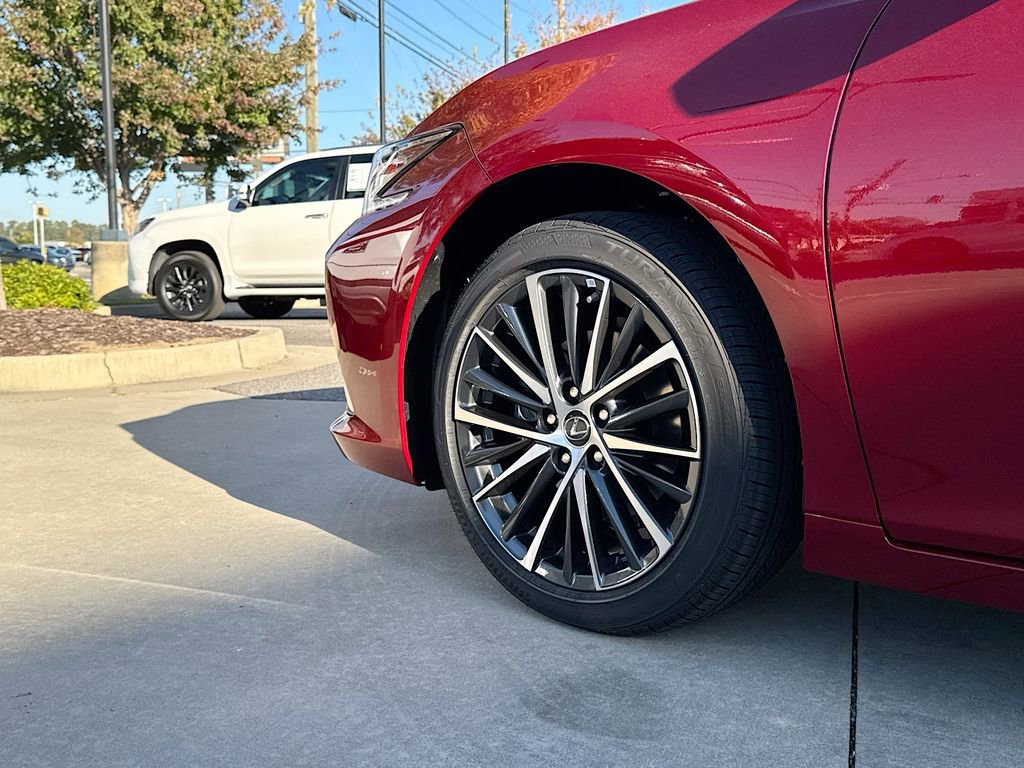 New 2025 Lexus ES 350 w/ Premium Package image 13