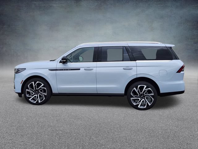 New 2026 Lincoln Navigator Black Label AWD/4WD image 4