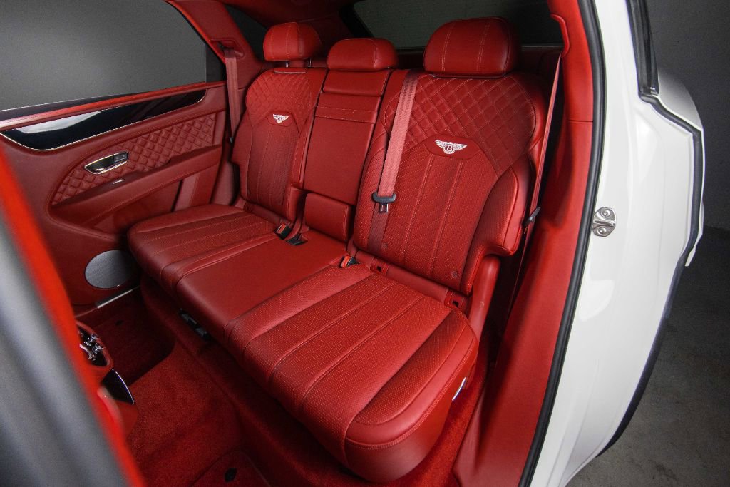 Used 2022 Bentley Bentayga image 15