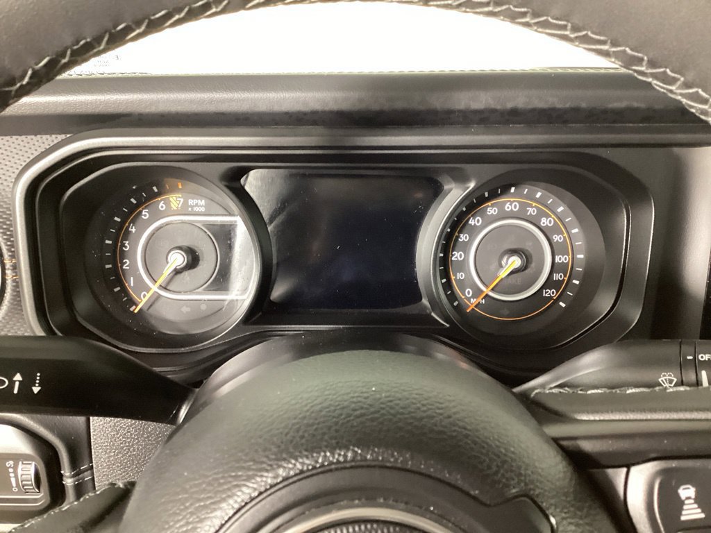 Used 2026 Jeep Gladiator Mojave AWD/4WD image 13