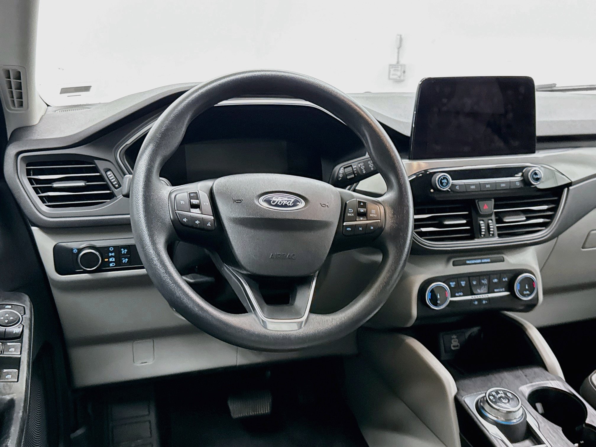 Used 2025 Ford Escape Active FWD image 18