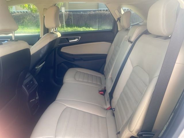 Used 2023 Ford Edge SEL w/ Convenience Package image 11