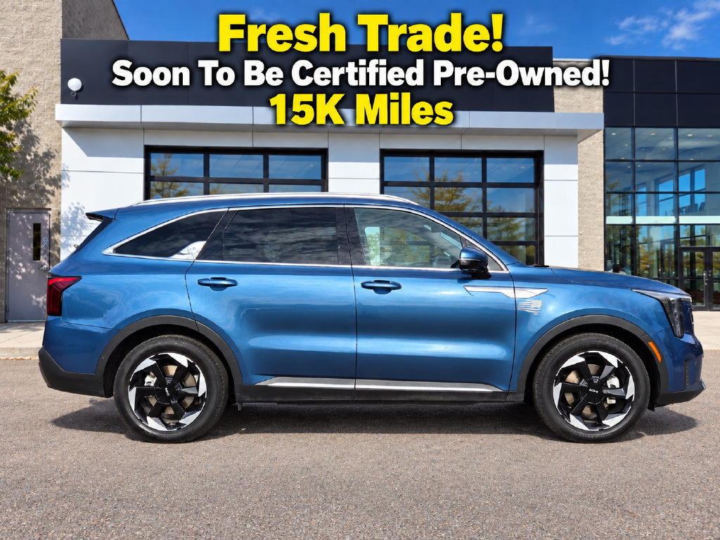 Certified 2025 Kia Sorento SX Prestige AWD/4WD image 2