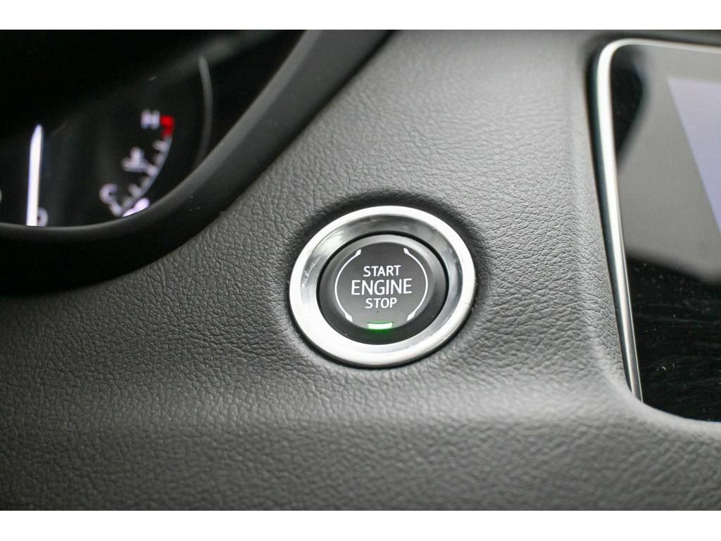 Used 2023 Cadillac XT4 Sport w/ LPO, ONYX Package image 52