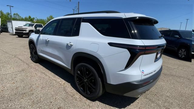 New 2026 Chevrolet Traverse LT w/ Driver Confidence Package AWD/4WD image 8