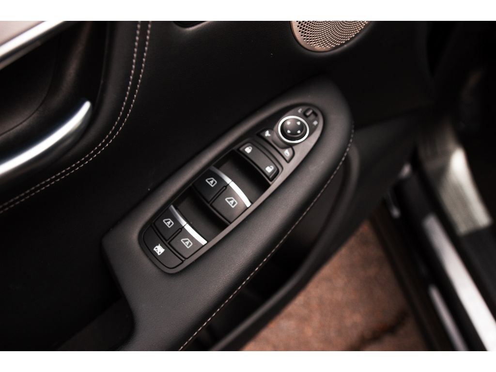 Used 2024 INFINITI QX55 Essential image 8