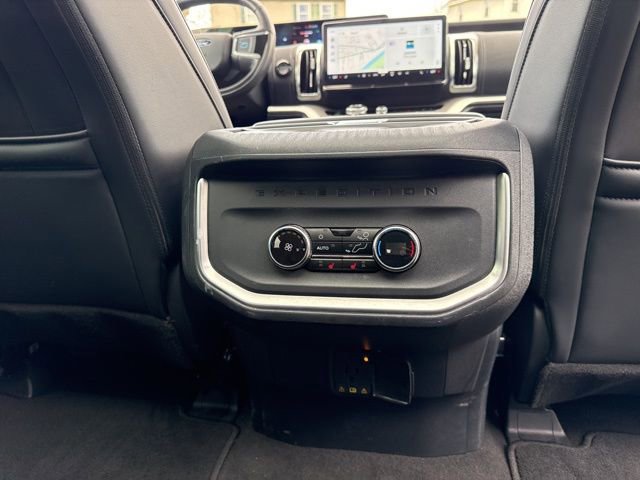 Certified 2025 Ford Expedition Max Platinum image 45