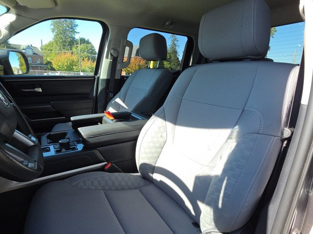 Used 2023 Toyota Tundra SR5 w/ SR5 Convenience Package AWD/4WD image 22