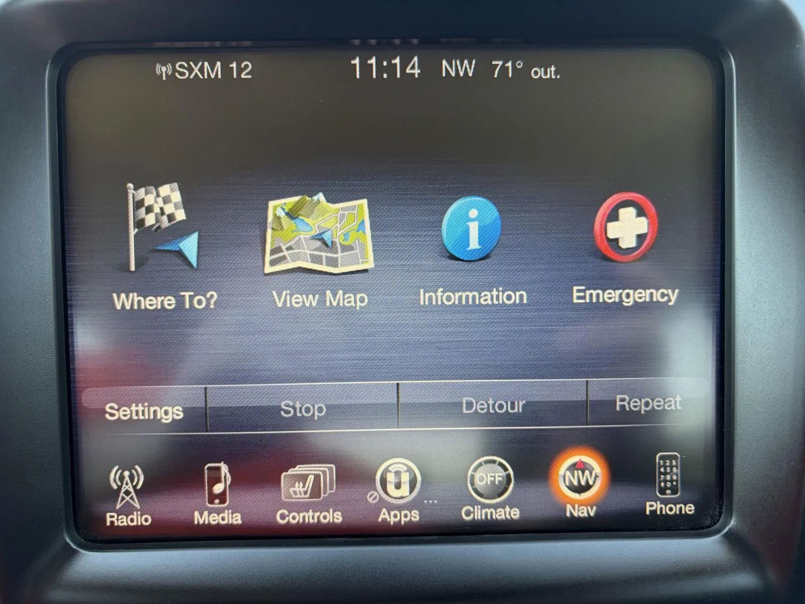 Used 2015 Jeep Cherokee Trailhawk w/ Cold Weather Group image 19