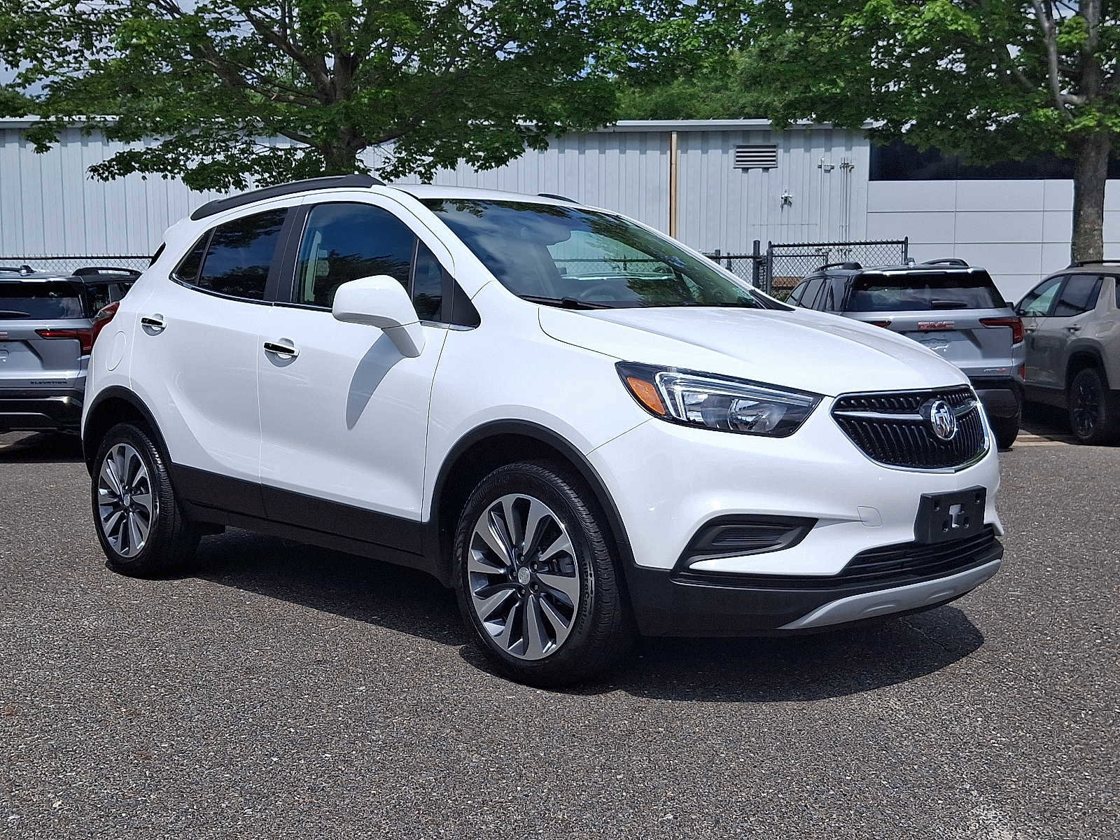 Used 2022 Buick Encore Preferred w/ Safety Package video 1