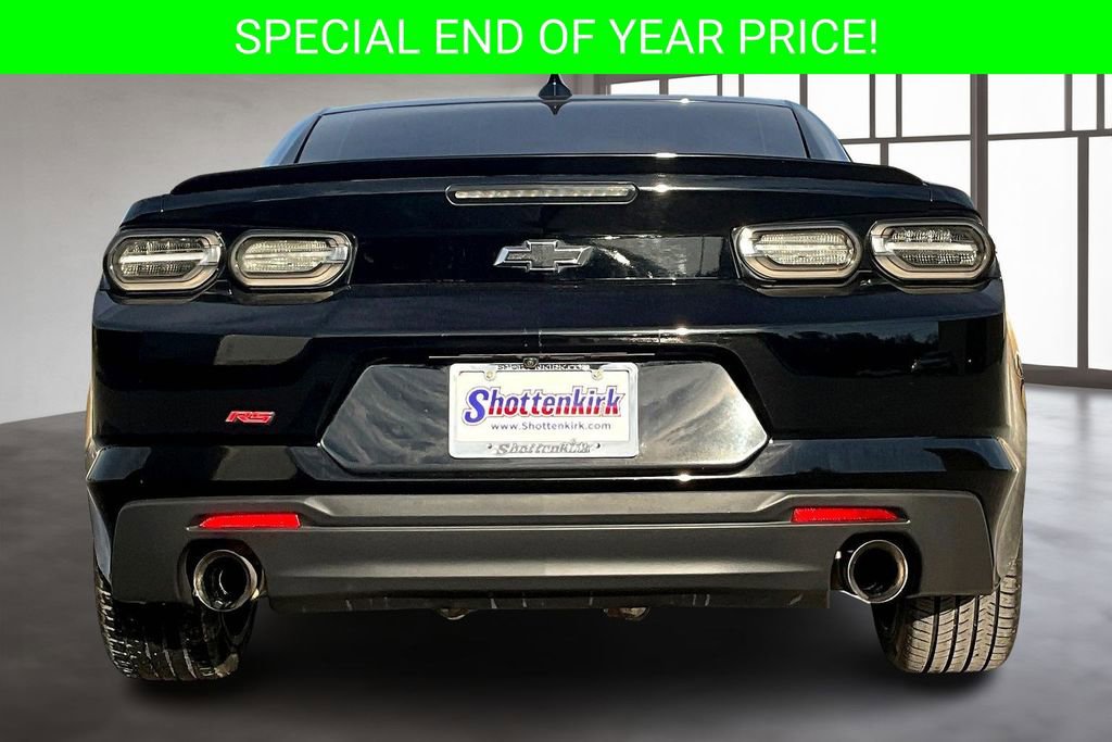 Used 2021 Chevrolet Camaro LT w/ RS Package image 5