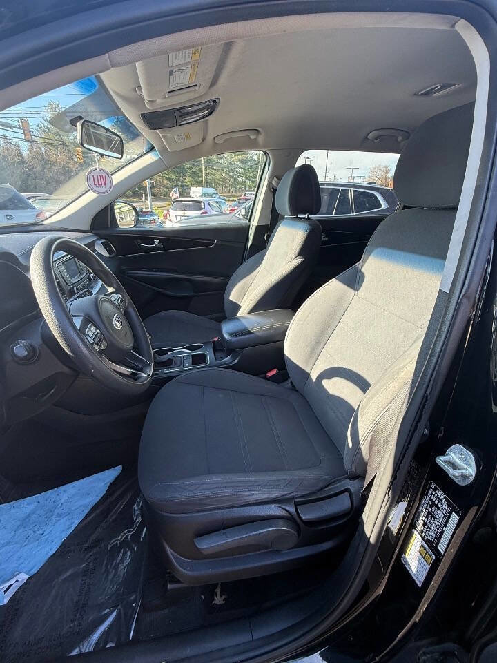Used 2016 Kia Sorento FWD image 13