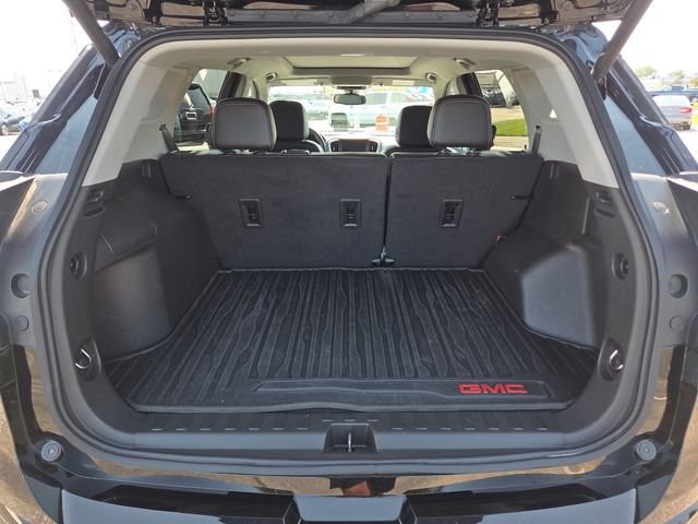 Used 2023 GMC Terrain SLT w/ Elevation Edition FWD image 18