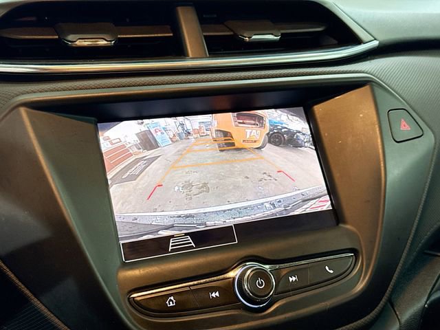 Used 2022 Chevrolet TrailBlazer LT w/ LPO, Blackout Package image 14