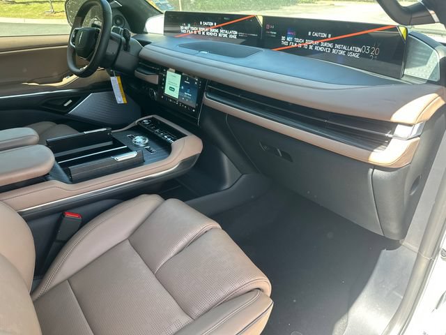New 2026 Lincoln Navigator Black Label AWD/4WD image 16