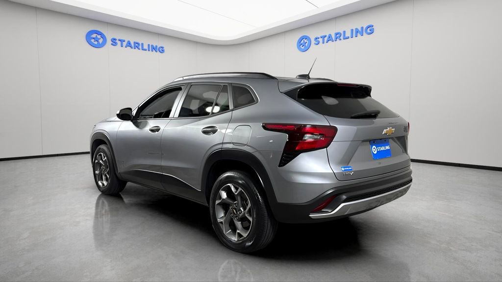 Certified 2024 Chevrolet Trax LT w/ LT Convenience Package image 5