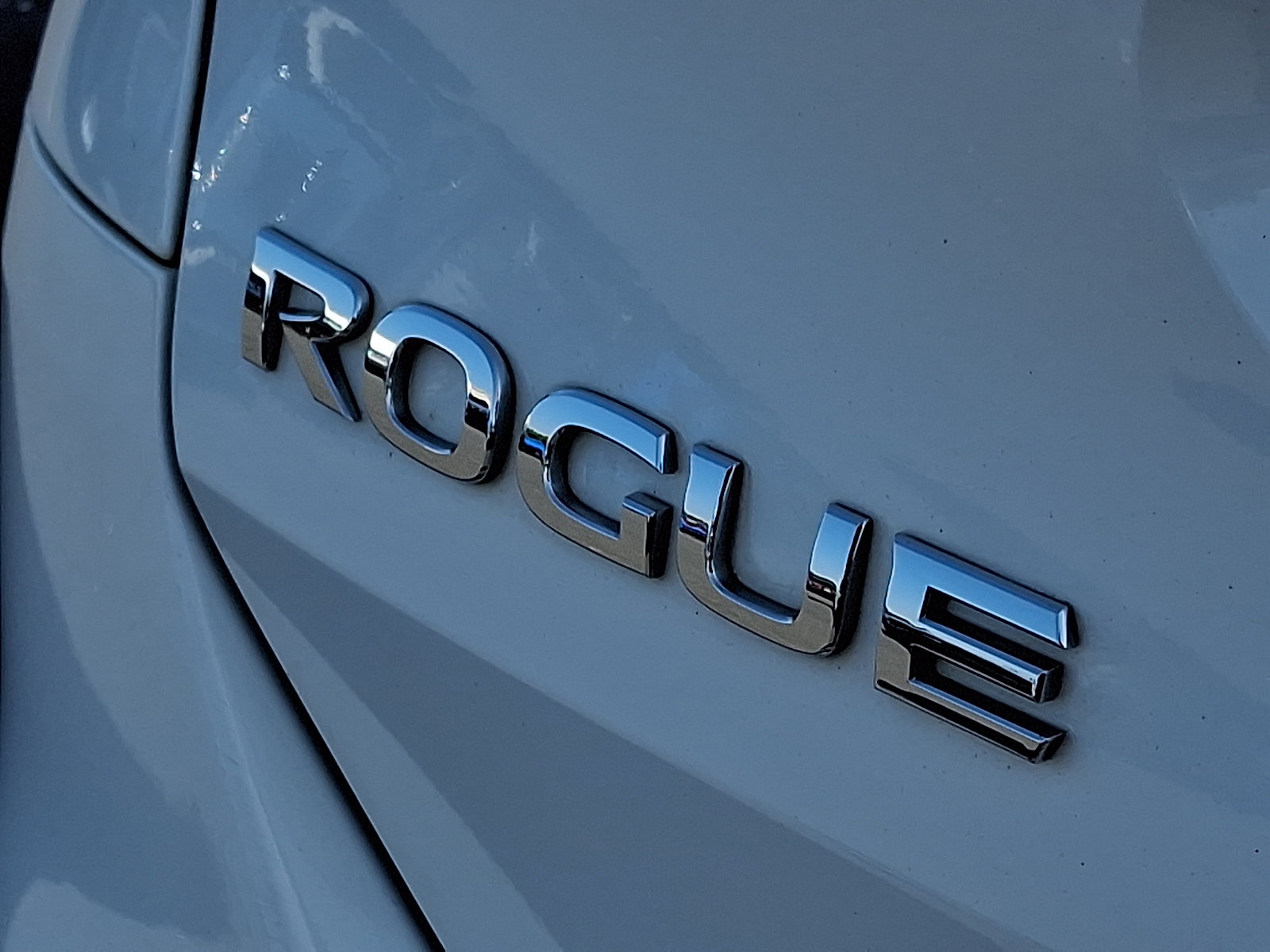 Used 2016 Nissan Rogue SV w/ SV Premium Package AWD/4WD image 33