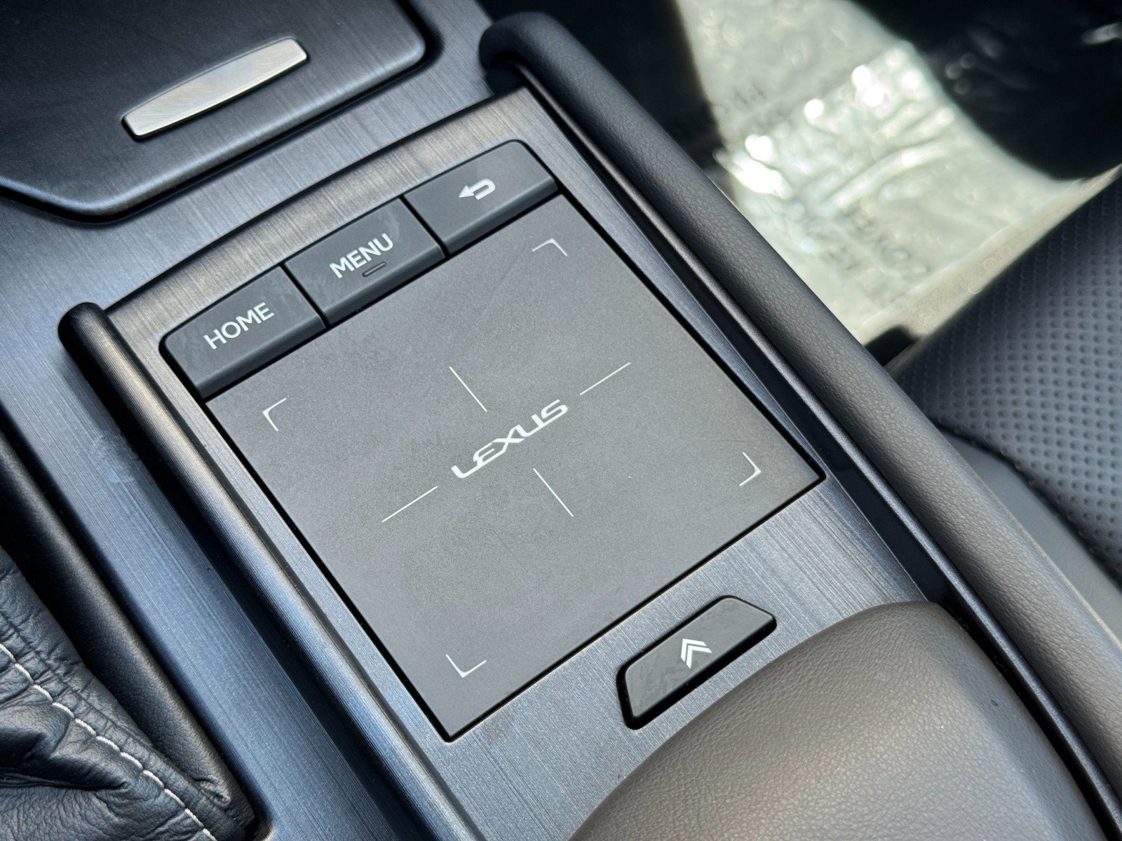 Used 2021 Lexus ES 300h w/ Accessory Package 2 FWD image 28