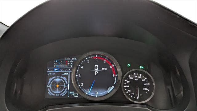 Used 2017 Lexus RC F image 22