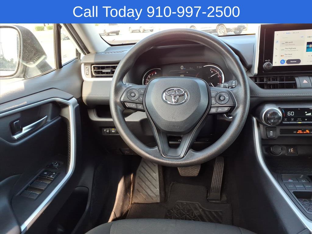 Used 2024 Toyota RAV4 XLE FWD image 23