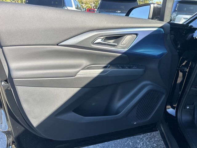 New 2026 Chevrolet Equinox EV LT image 11