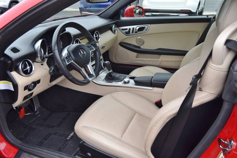 Used 2012 Mercedes-Benz SLK 350 image 20