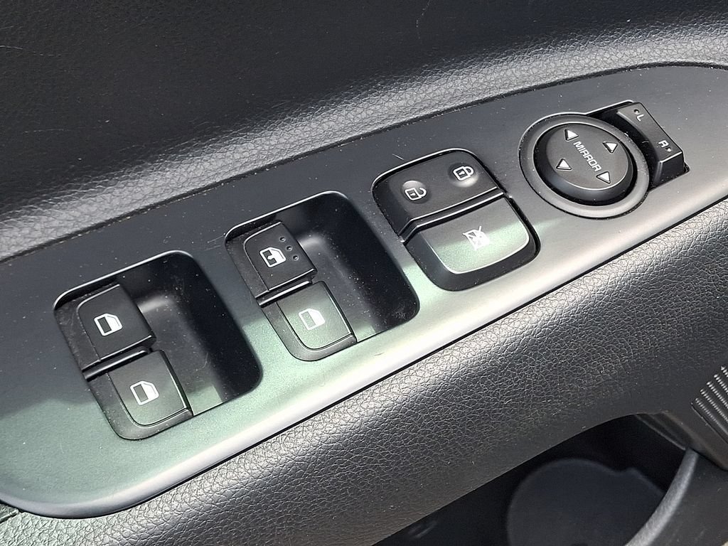 Certified 2022 Kia Rio S FWD image 24