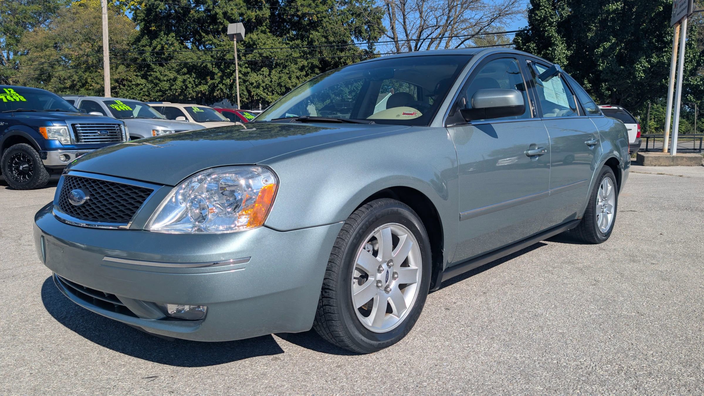 Used 2006 Ford Five Hundred SEL image 3