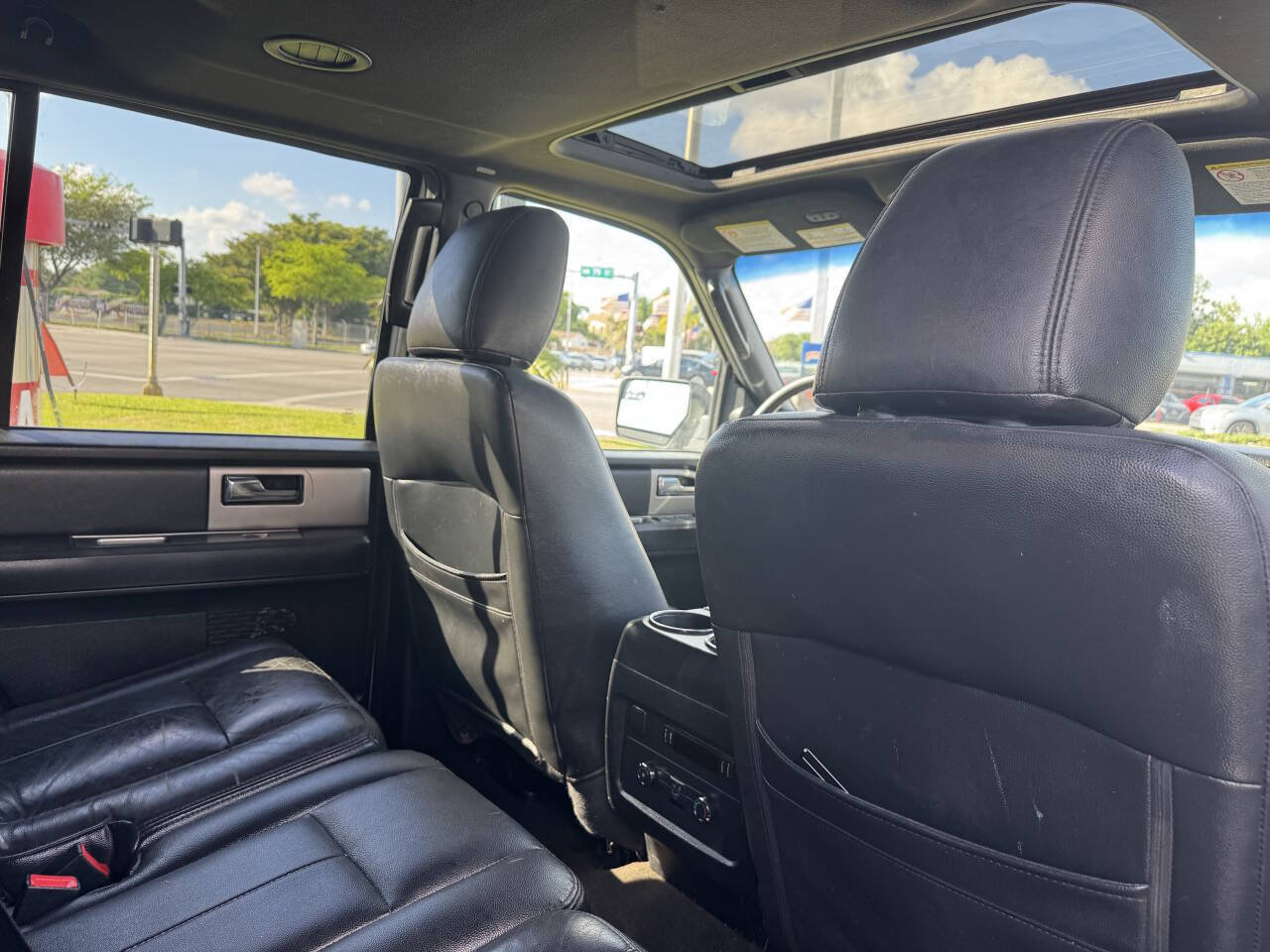 Used 2017 Ford Expedition EL XLT RWD image 9