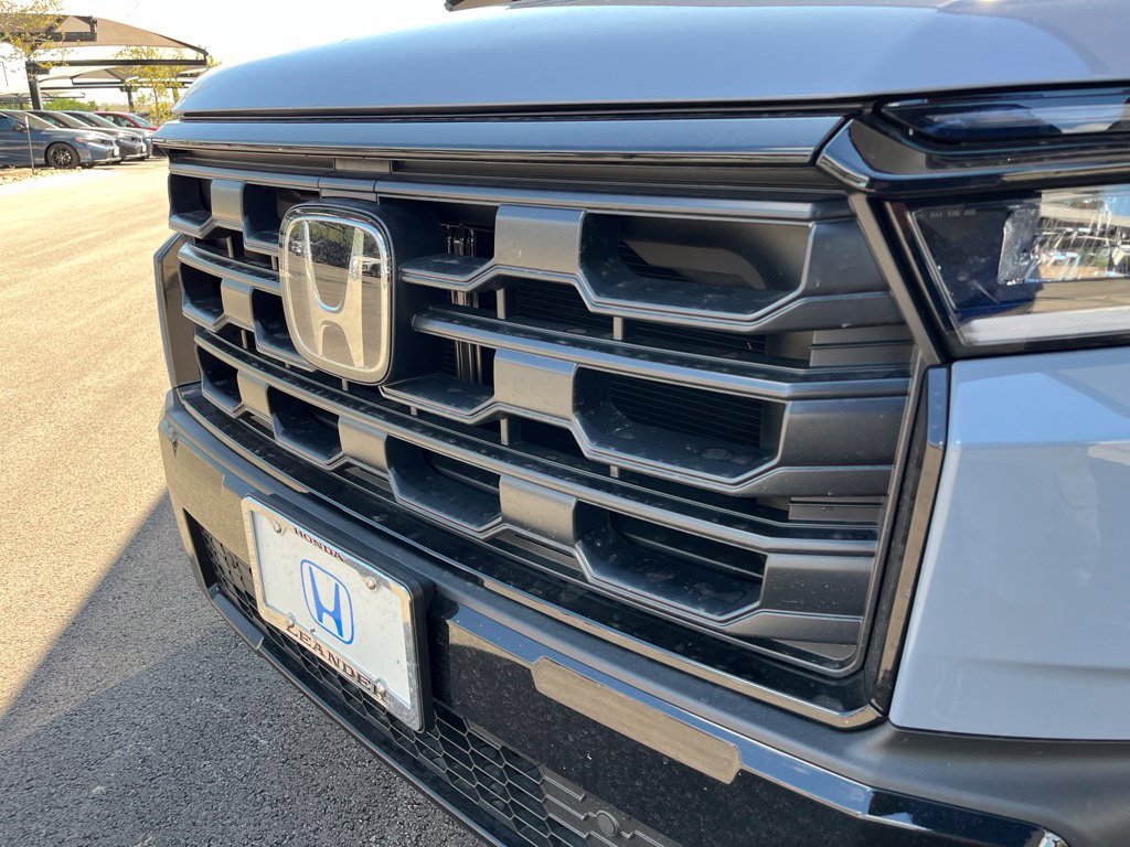 Certified 2026 Honda Pilot Sport image 15