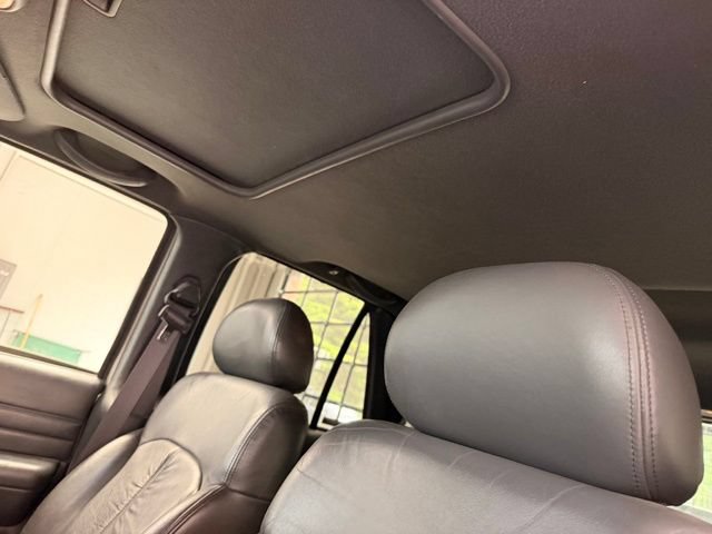 Used 1999 Chevrolet Blazer LT AWD/4WD image 17