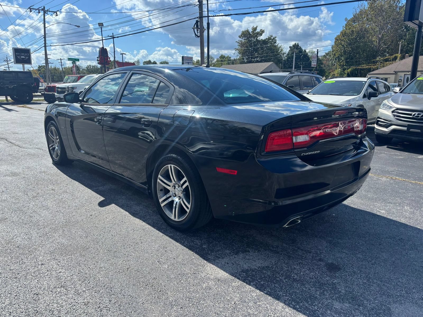 Used 2013 Dodge Charger R/T RWD image 5