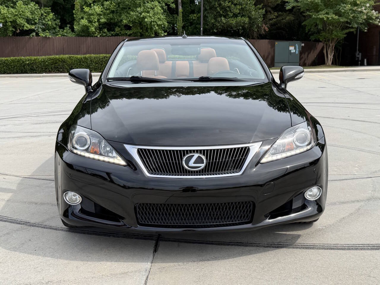 Used 2011 Lexus IS 250C w/ Luxury Pkg RWD image 24