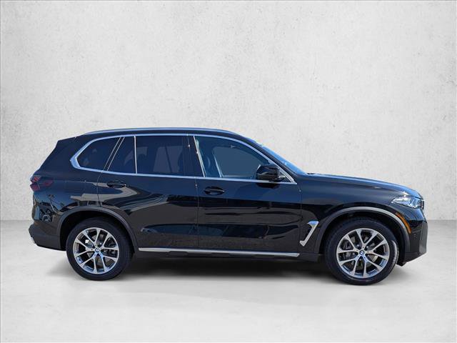 Certified 2025 BMW X5 xDrive40i w/ Premium Package image 4