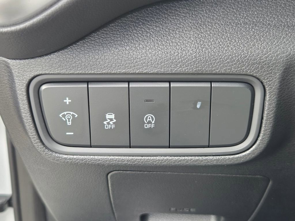 Used 2025 Kia Soul LX image 26