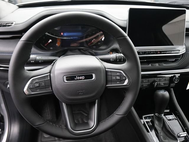 New 2026 Jeep Compass Latitude image 29