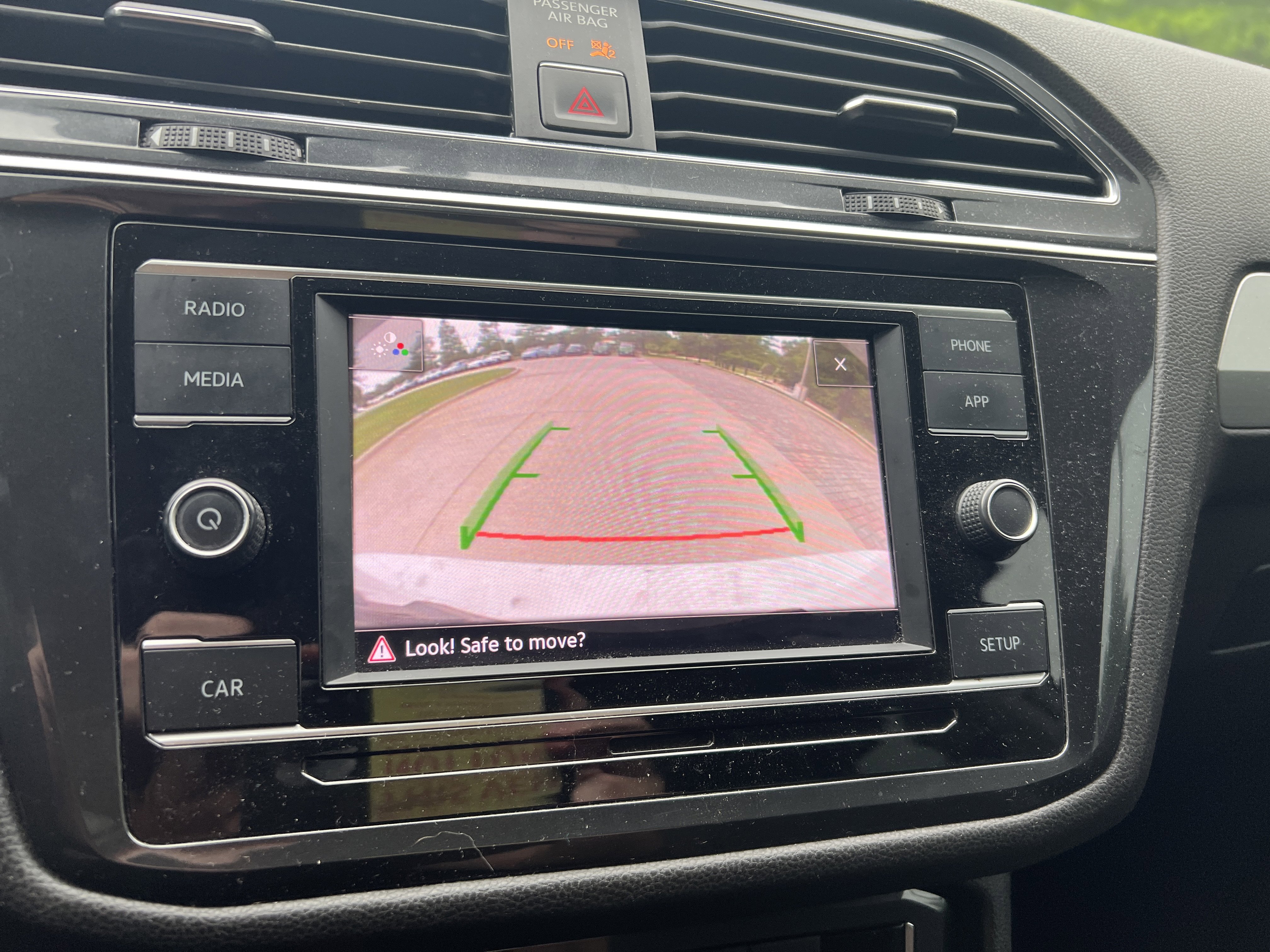Used 2018 Volkswagen Tiguan S FWD image 21