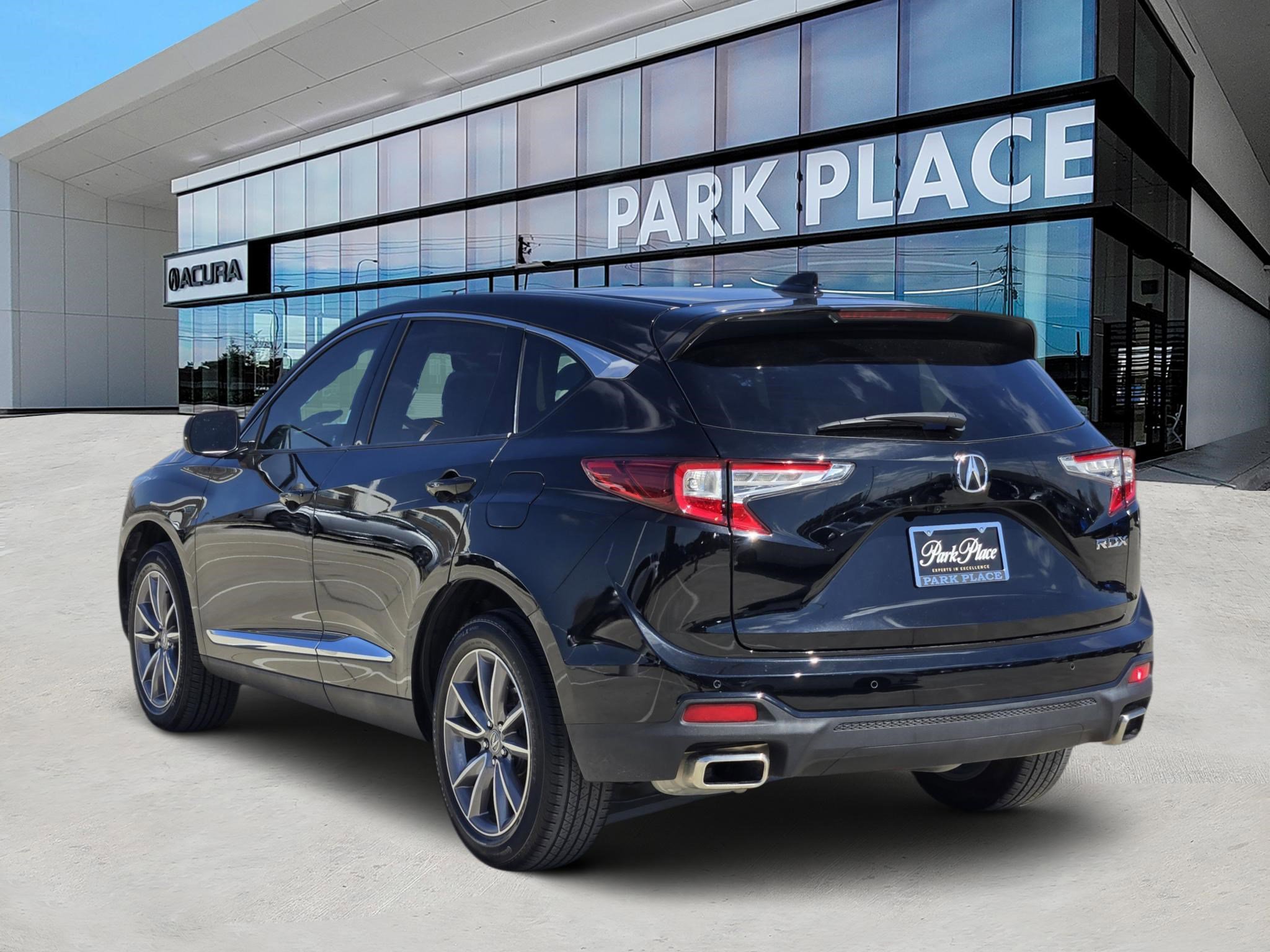 Certified 2023 Acura RDX w/ Technology Package image 4