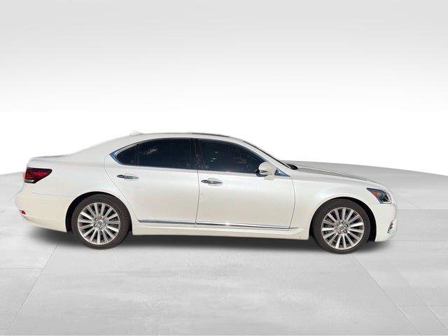 Used 2017 Lexus LS 460 AWD w/ Comfort Package image 11