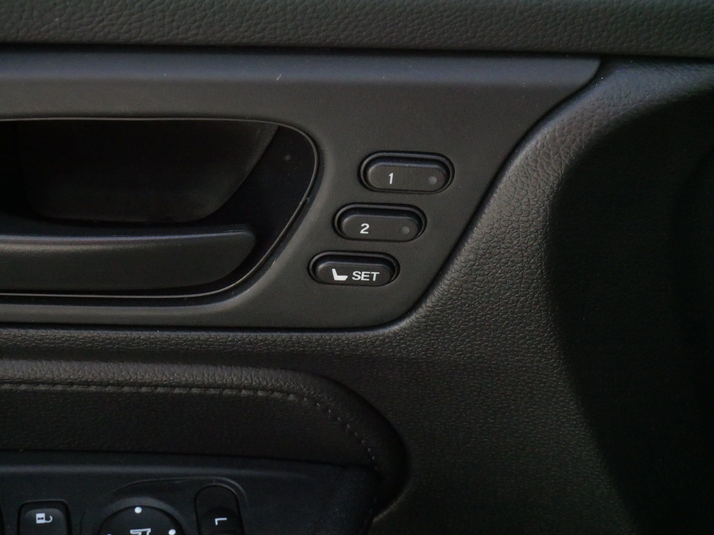 Used 2025 Honda Odyssey EX-L image 19