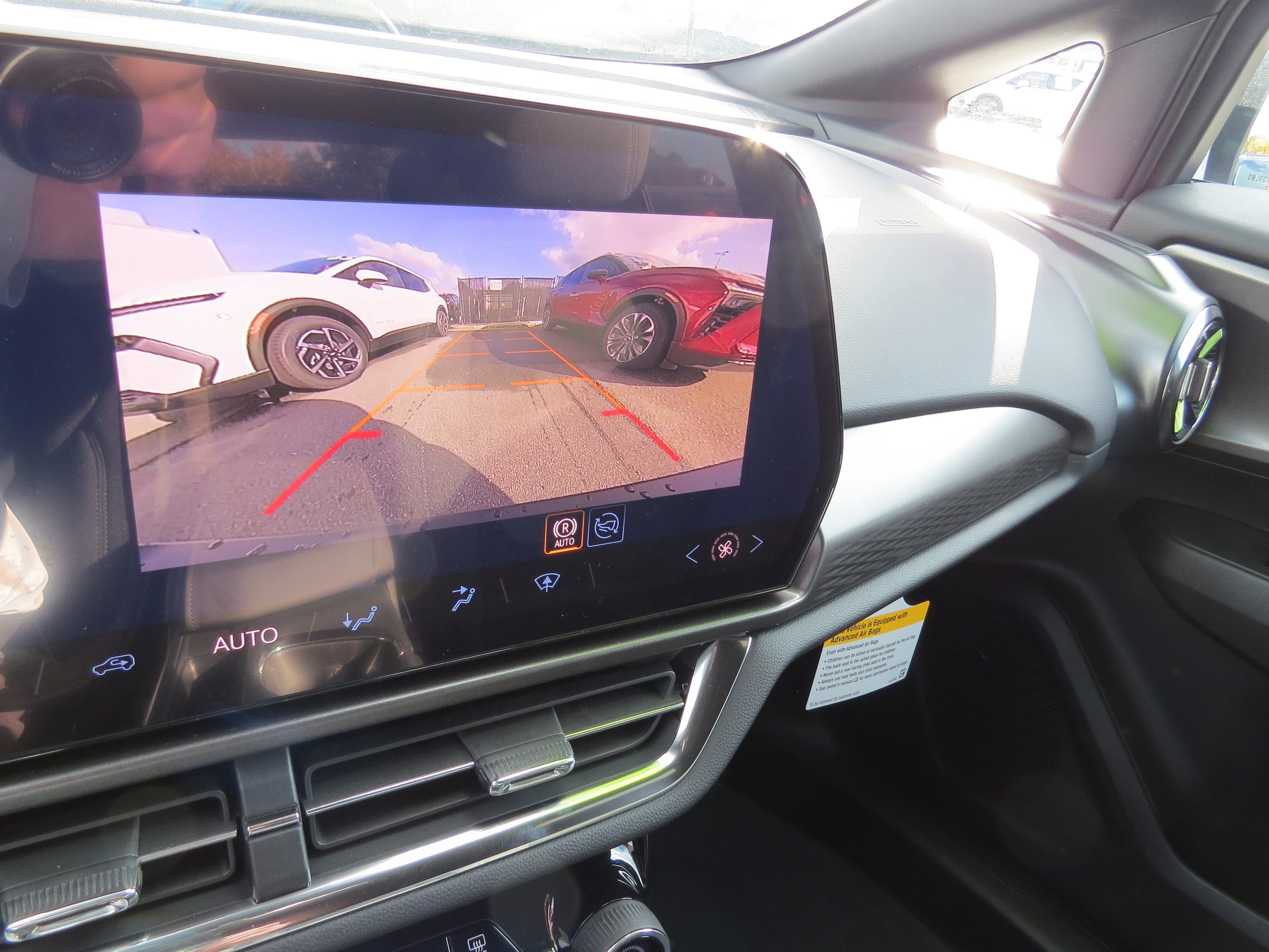 New 2026 Chevrolet Equinox EV LT image 20