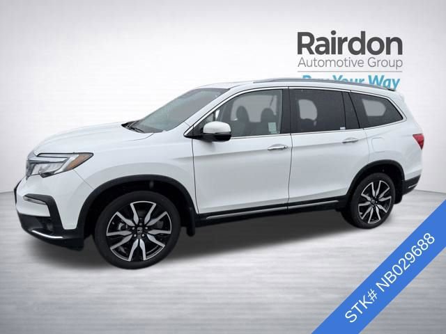 Used 2022 Honda Pilot Touring image 3