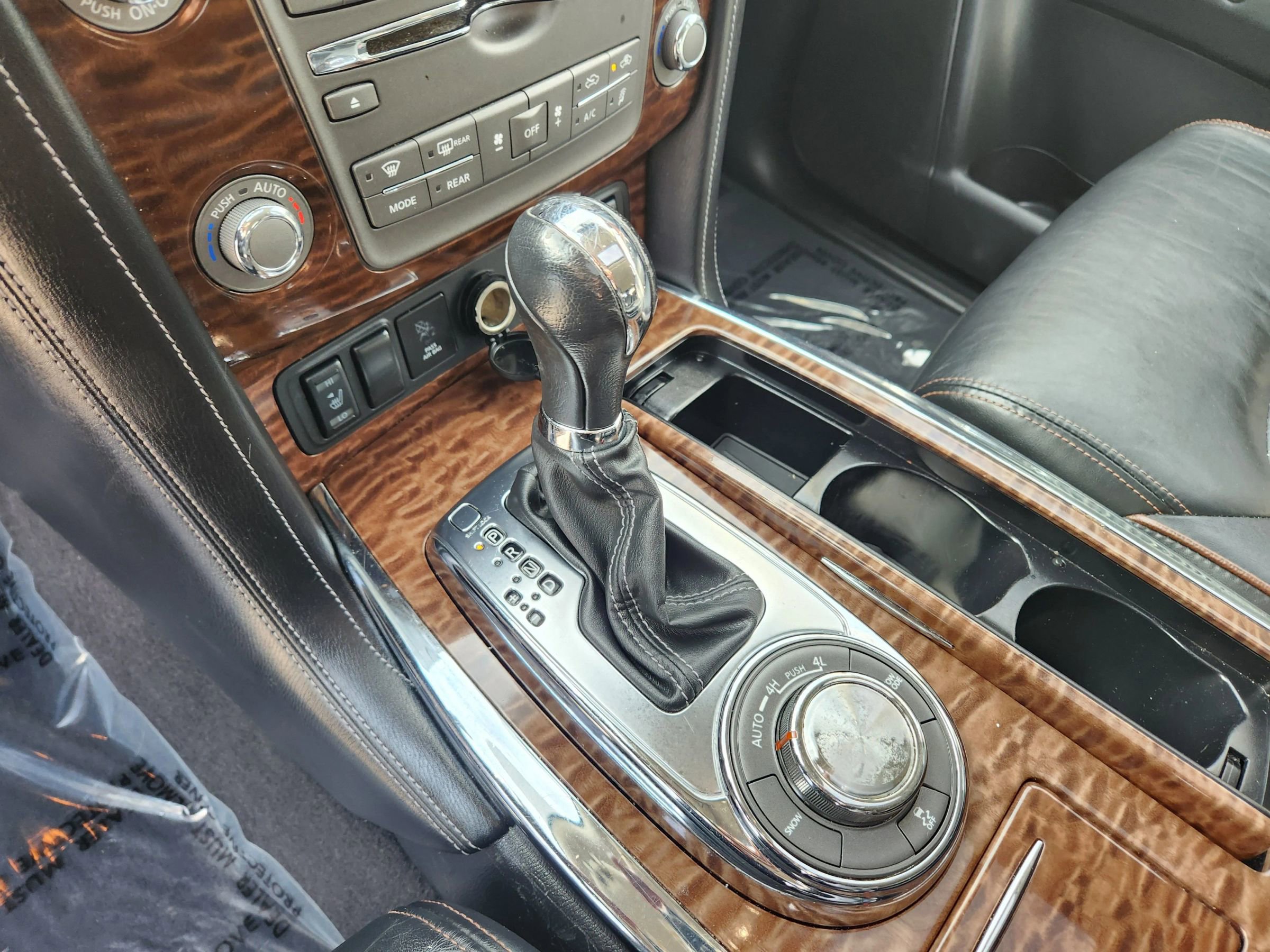 Used 2019 Nissan Armada SL w/ Premium Package image 34