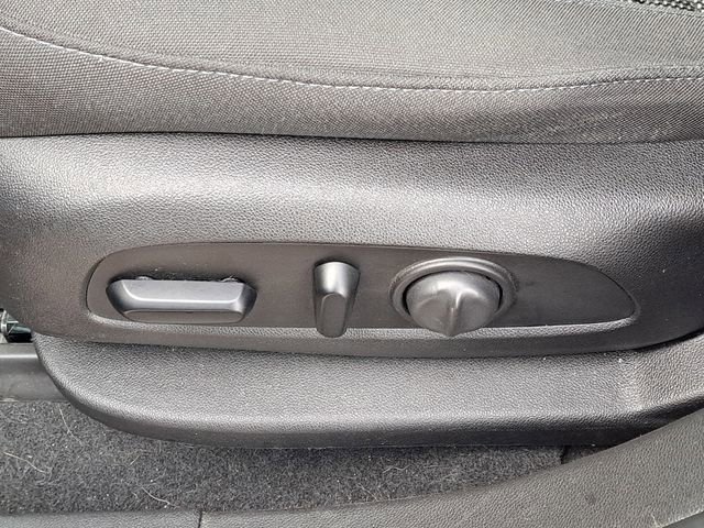 Used 2019 Chevrolet Blazer LT image 6