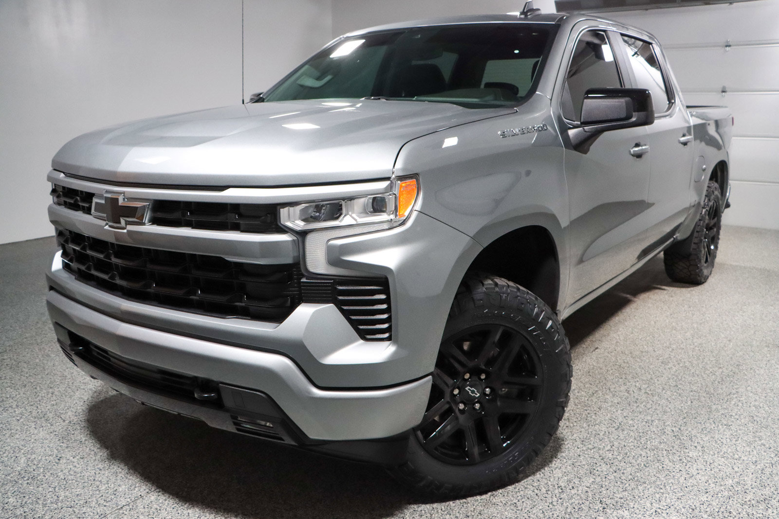 Used 2023 Chevrolet Silverado 1500 RST image 32