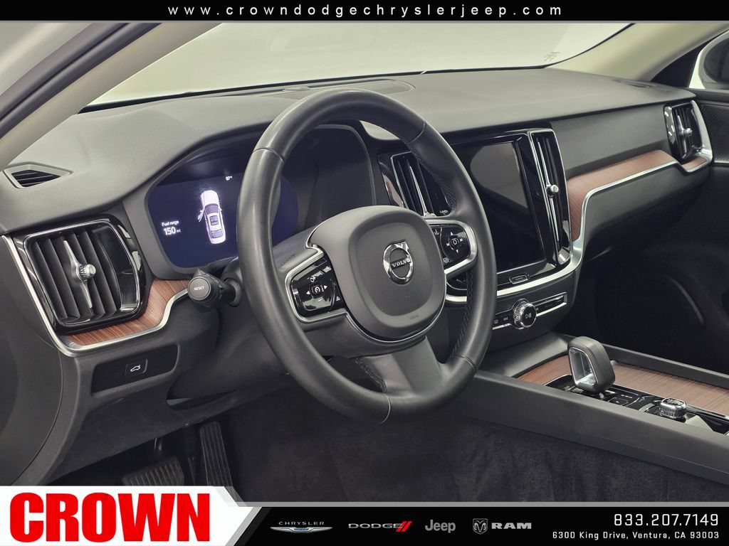 Used 2024 Volvo S60 B5 Plus AWD/4WD image 22