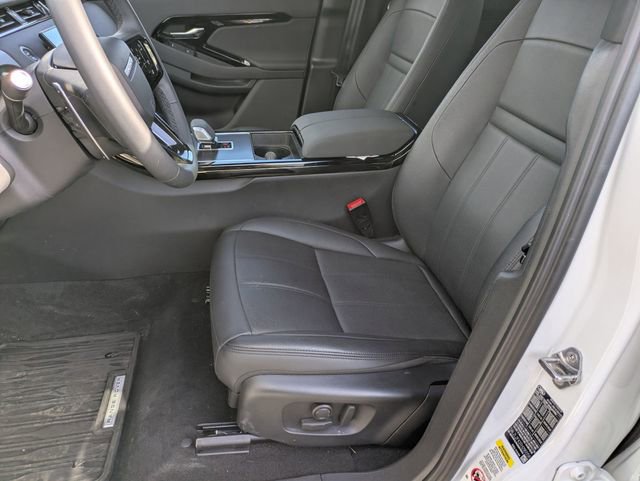 Used 2026 Land Rover Range Rover Evoque Dynamic SE image 12
