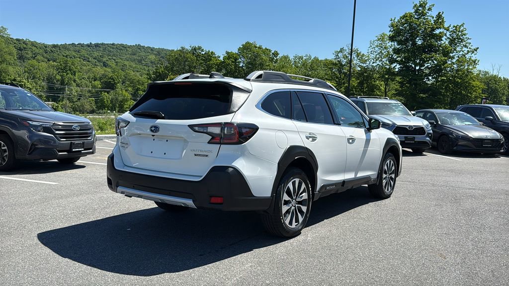 Certified 2024 Subaru Outback Touring AWD/4WD image 6