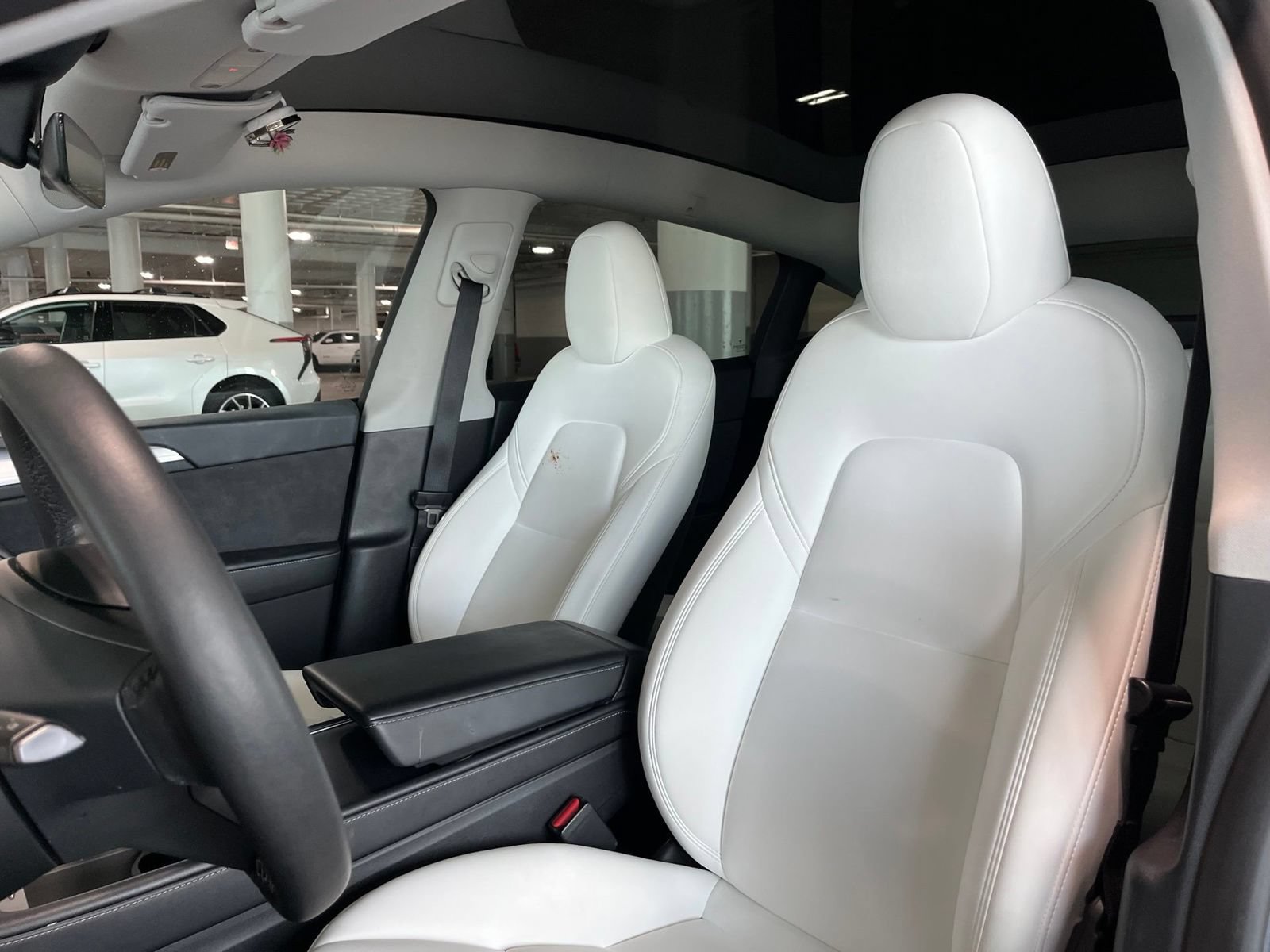 Used 2023 Tesla Model Y Long Range AWD/4WD image 20